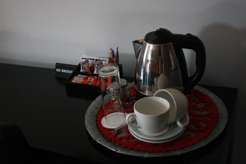 Yalla Yalla Boutique Hotel Witbank Dış mekan fotoğraf