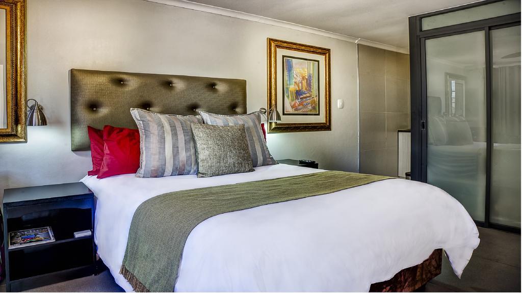 Yalla Yalla Boutique Hotel Witbank Dış mekan fotoğraf
